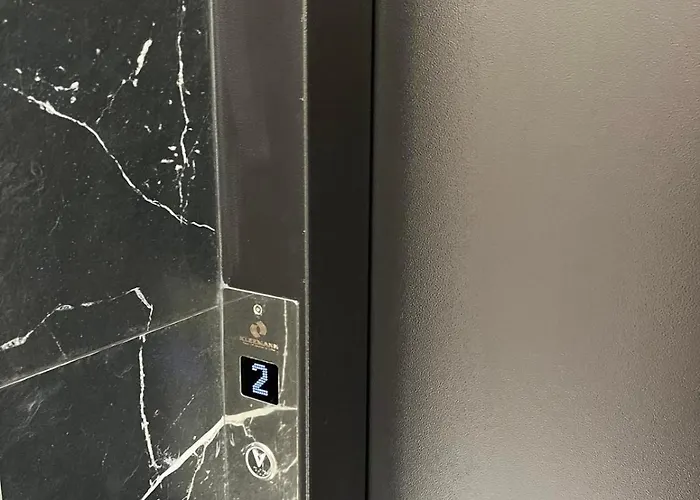 Zizileja * זלאטיבור